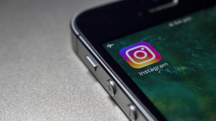 App Tras el bloqueo a Instagram en Rusia, emprendedores tecnológicos de ese país se disponen a lanzar una App para compartir fotos.