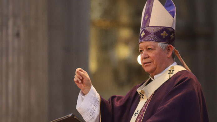 arzbispo El arzobispo acusó que la sociedad actual está tocando fondo por alejarse de Dios y adoptar la “cultura de la muerte”.