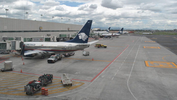 aeromexico El vuelo 762 de Aeroméxico, proveniente de Bogotá, tuvo que abortar su aterrizaje en el Aeropuerto Internacional de Ciudad de México.