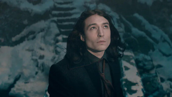ezra-miller Ezra Miller ha tenido varios problemas con la ley y ha provocado al menos 10 llamadas policiales en Hilo desde el 7 de marzo.