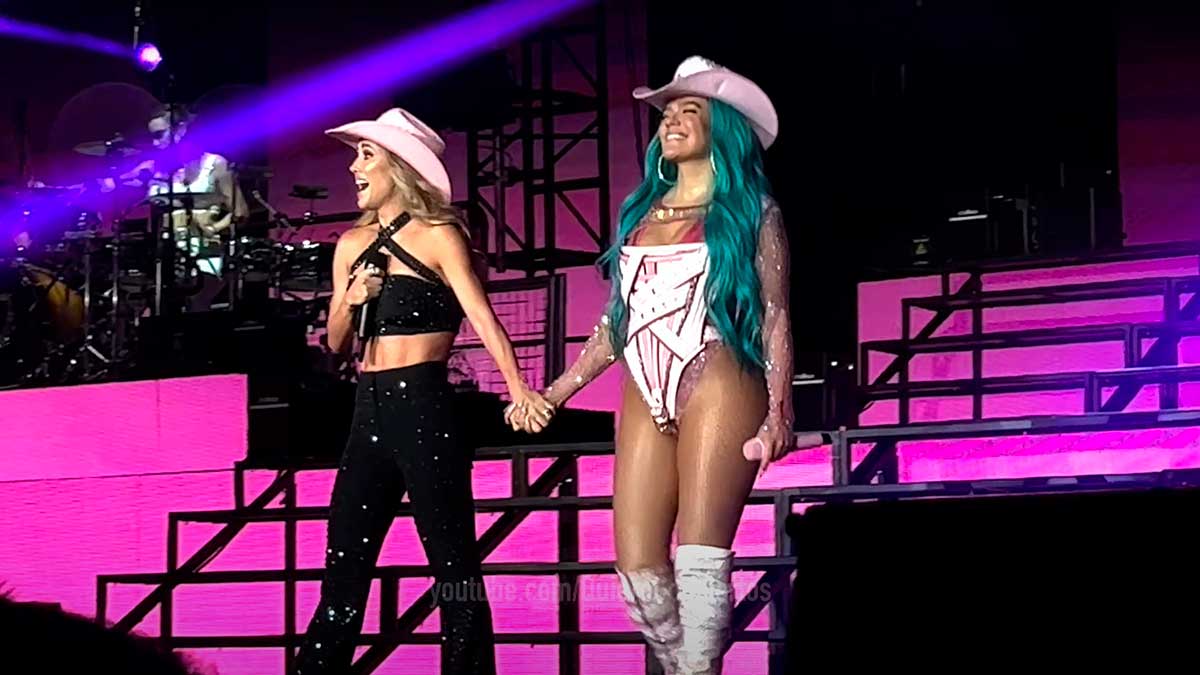 Karol G y Anahí cantaron 'Sálvame', logrando cumplir el sueño de todos los fans Karol G y Anahí cantaron 'Sálvame', logrando cumplir el sueño de todos los fans